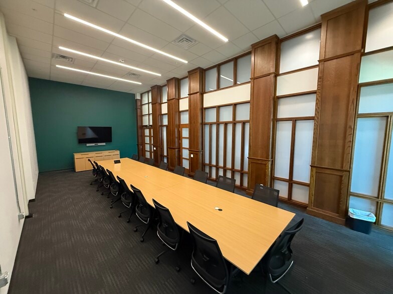 More Photos Of Westway - Aurora, Aurora Office For Lease