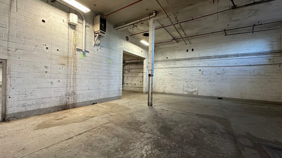 More Photos Of 1727-1801 Union Blvd, Allentown Warehouse For Lease