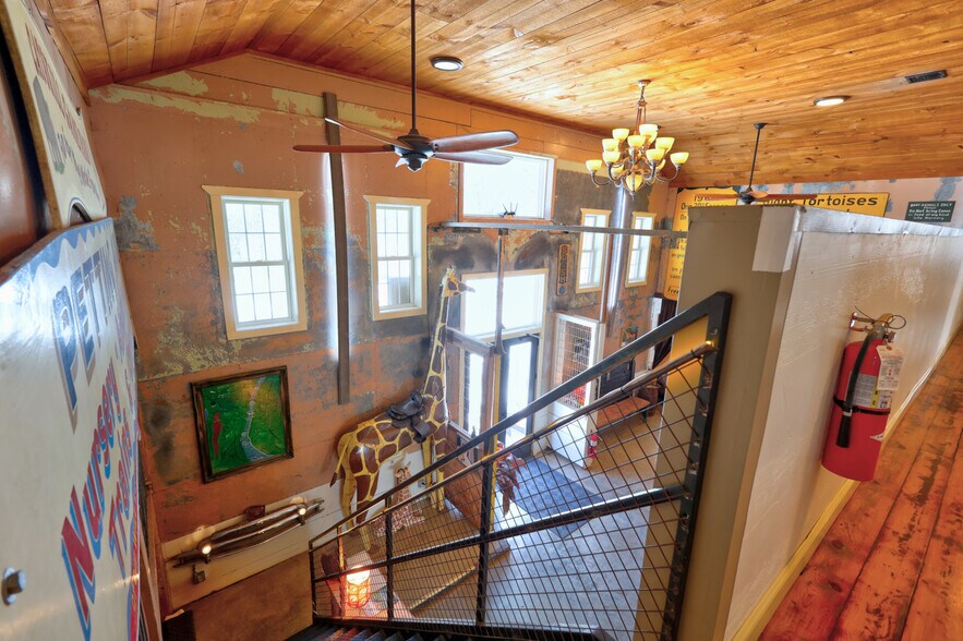 More Photos Of 400 Game Farm Rd, Catskill Hospitality For Sale