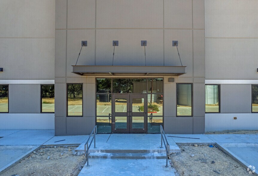 More Photos Of 2203 Downing Ln, Leander Unknown For Lease