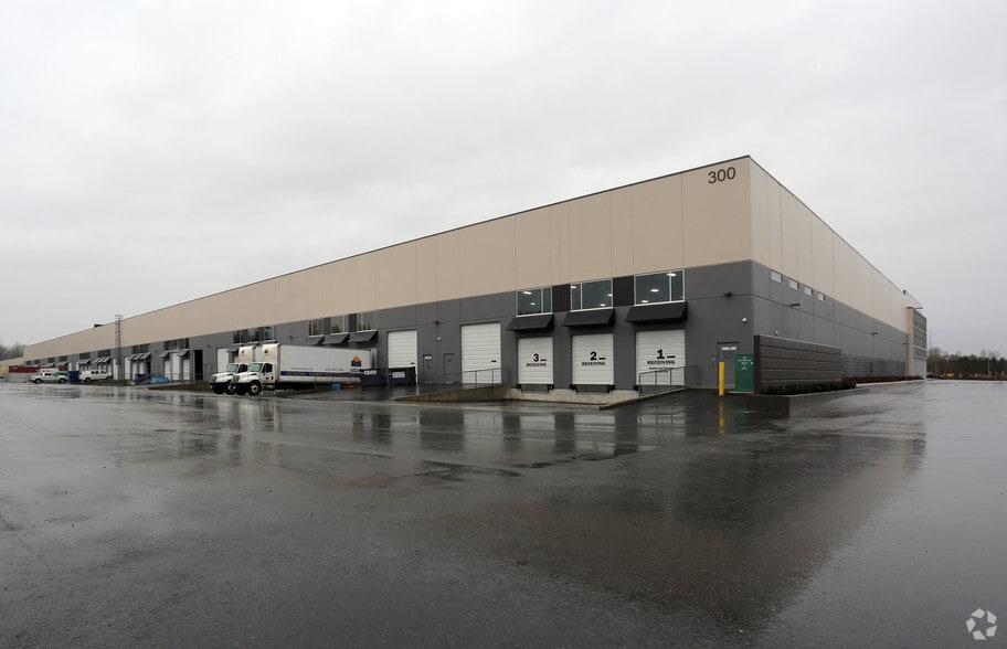 More Photos Of 19100 Airport Way, Pitt Meadows Warehouse For Lease