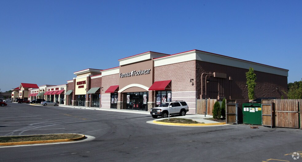 More Photos Of 10 Crooked Run Plz, Front Royal Unknown For Lease