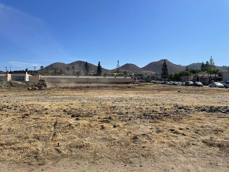More Photos Of Diamond Dr @ Campbell, Lake Elsinore Land For Sale