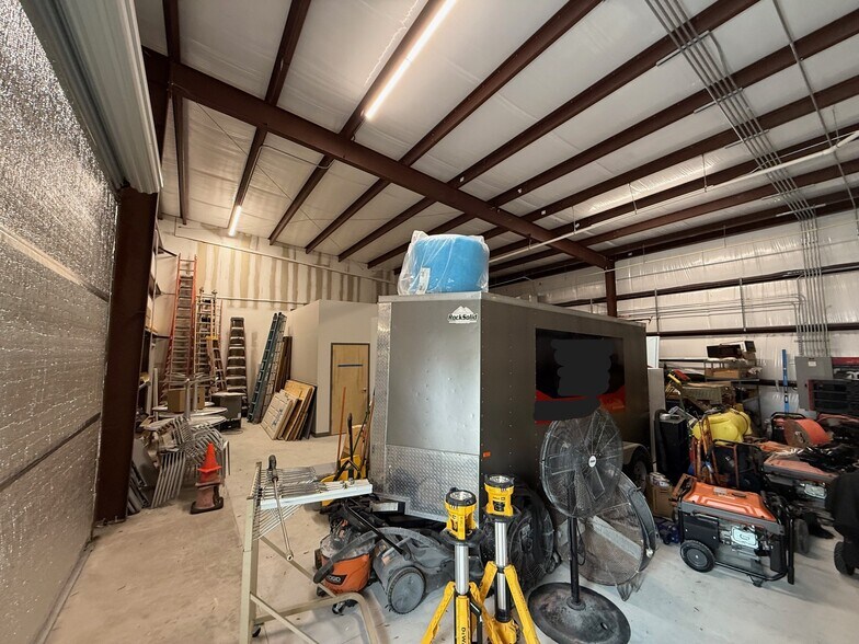 More Photos Of 658 Eyster Blvd, Rockledge Manufacturing For Sale