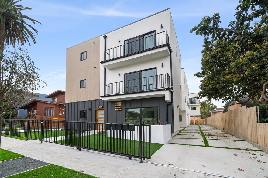 Primary Photo Of 913 N Hobart Blvd, Los Angeles Apartments For Sale