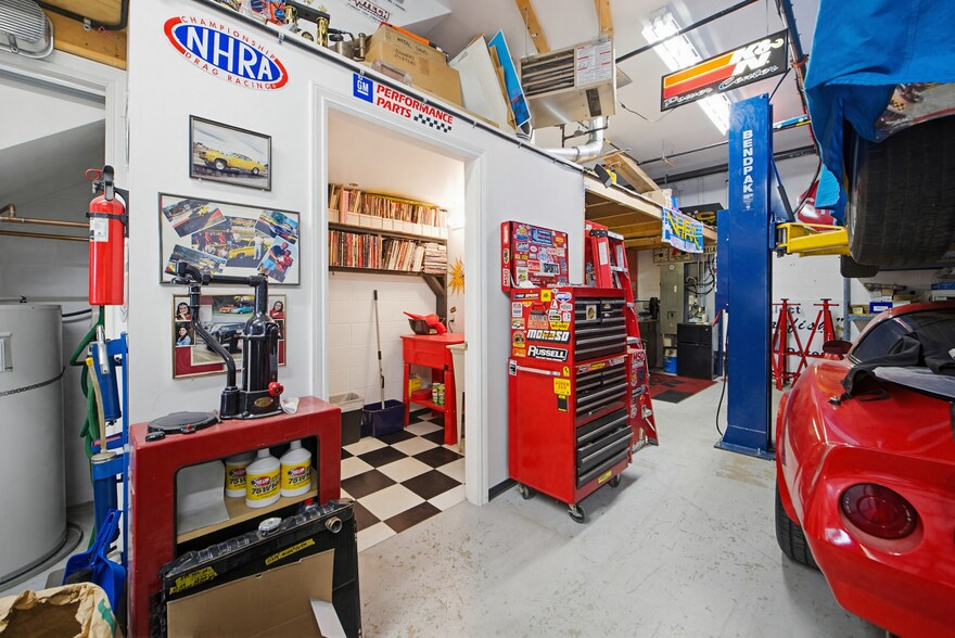More Photos Of 5678 199th St, Langley Warehouse For Sale