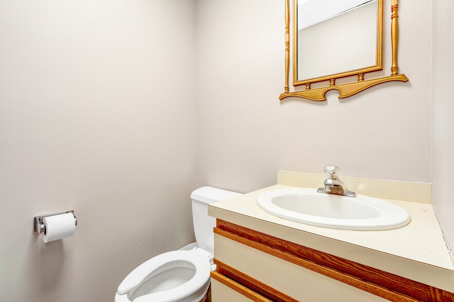 More Photos Of 1163 Route 37 W, Toms River Medical For Lease