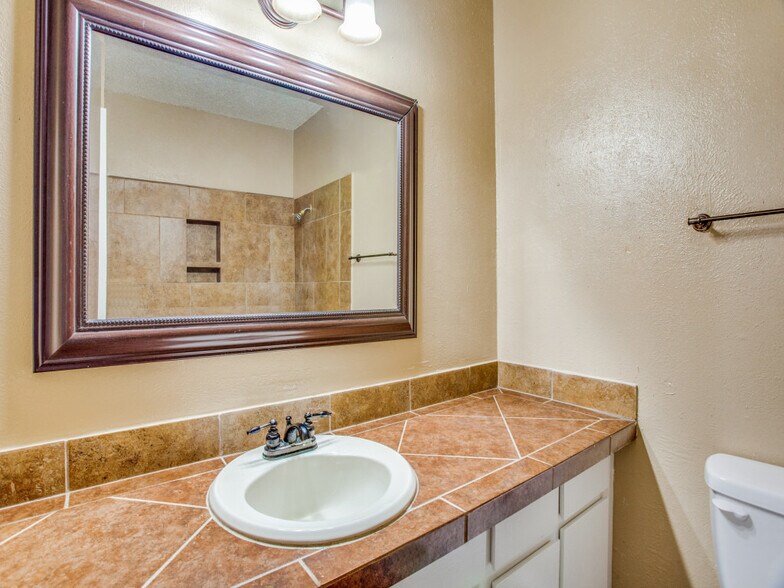 More Photos Of 6601-6701 May Dr, Waco Multifamily For Sale