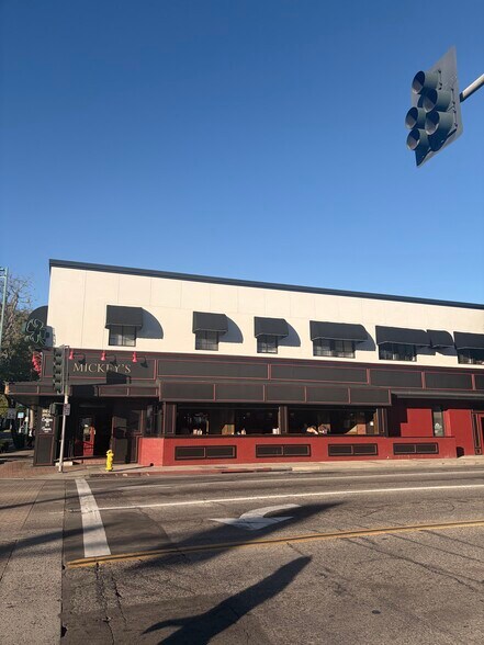More Photos Of 101 E Commonwealth Ave, Fullerton Storefront Retail Office For Lease