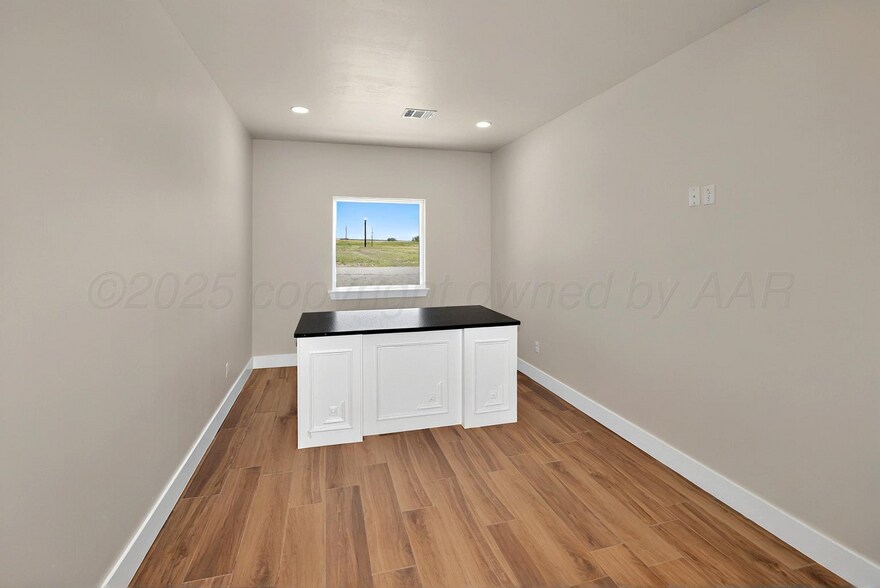 More Photos Of 8581 Cargo Ln, Amarillo Flex For Sale