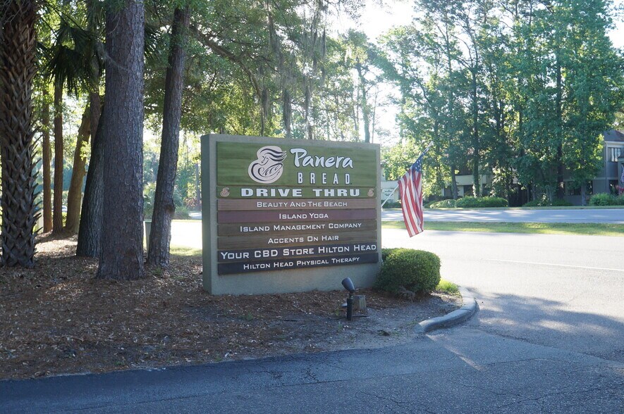 More Photos Of 1012 William Hilton Pky, Hilton Head Island Restaurant For Lease