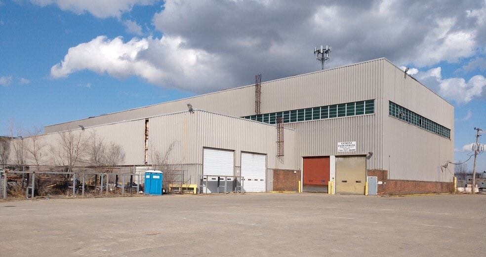 More Photos Of 20200 Mount Elliott Rd, Detroit Warehouse For Sale