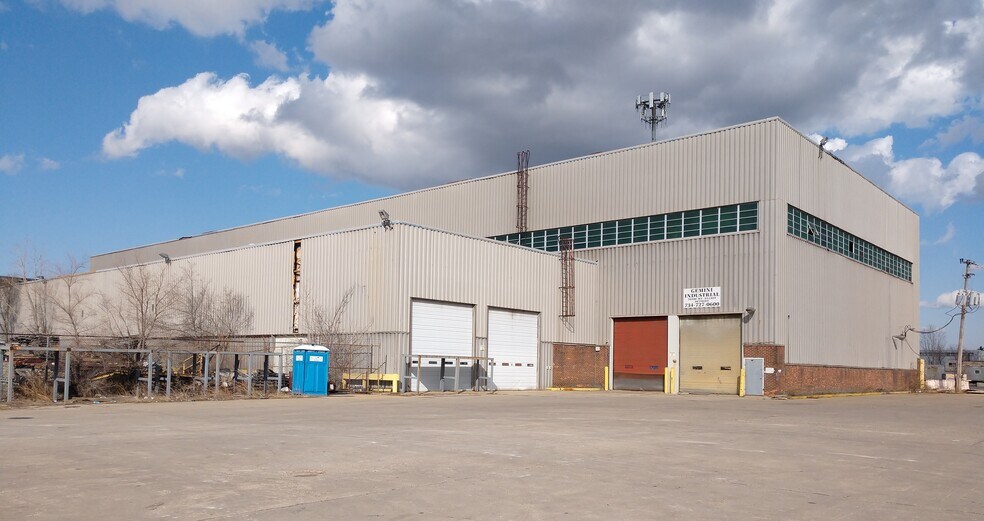 More Photos Of 20200 Mount Elliott Rd, Detroit Warehouse For Sale