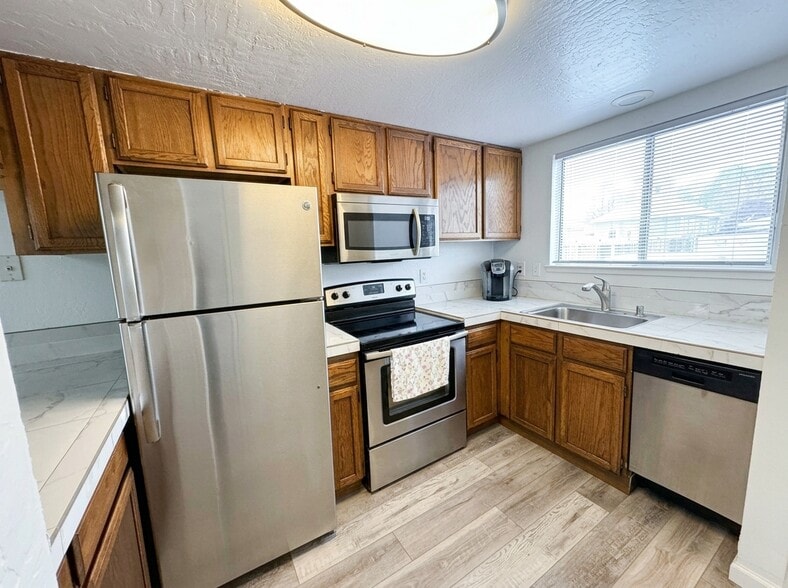 More Photos Of 429 10th St, Sparks Multifamily For Sale