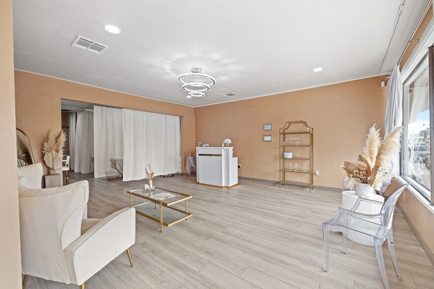 More Photos Of 1001-1003 E La Habra Blvd, La Habra Storefront For Sale