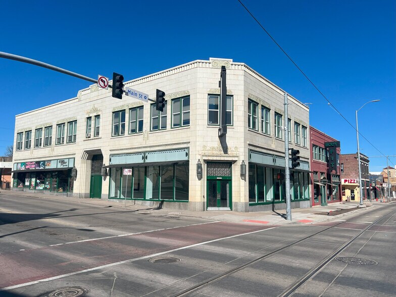 Primary Photo Of 3850 Main St, Kansas City Storefront Retail Office For Lease