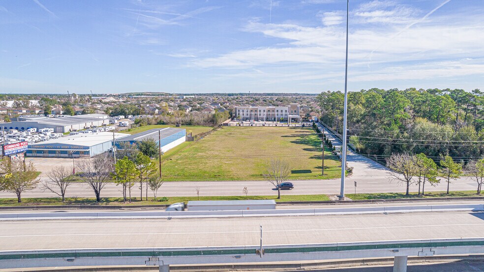 More Photos Of 14380 North Fwy, Houston Land For Sale