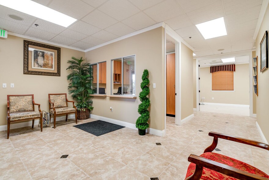 More Photos Of 41680 Ivy St, Murrieta Medical For Sale