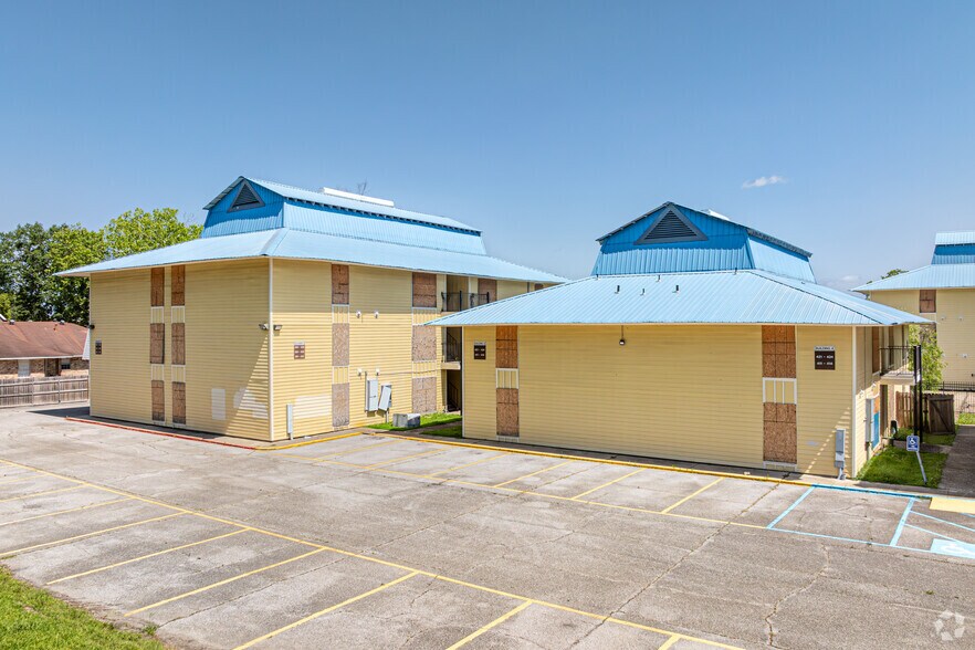 More Photos Of 4759 Earl Gros Ave, Baton Rouge Apartments For Sale