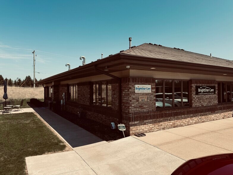 Primary Photo Of 8953 33rd St N, Lake Elmo Office For Lease