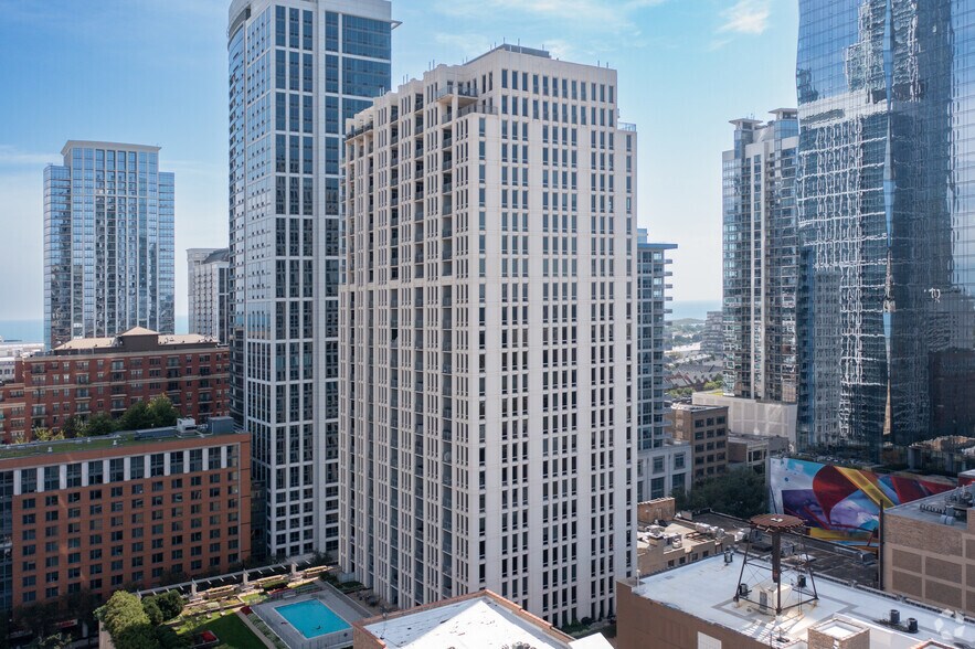 More Photos Of 1240-1254 S Michigan Ave, Chicago Apartments For Lease