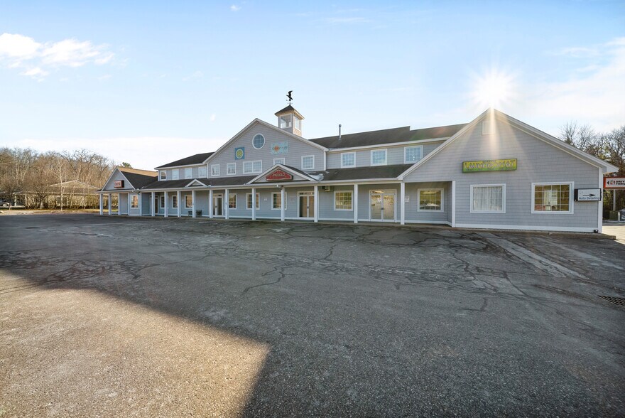 More Photos Of 72 Whittier Hwy, Moultonborough Office For Lease