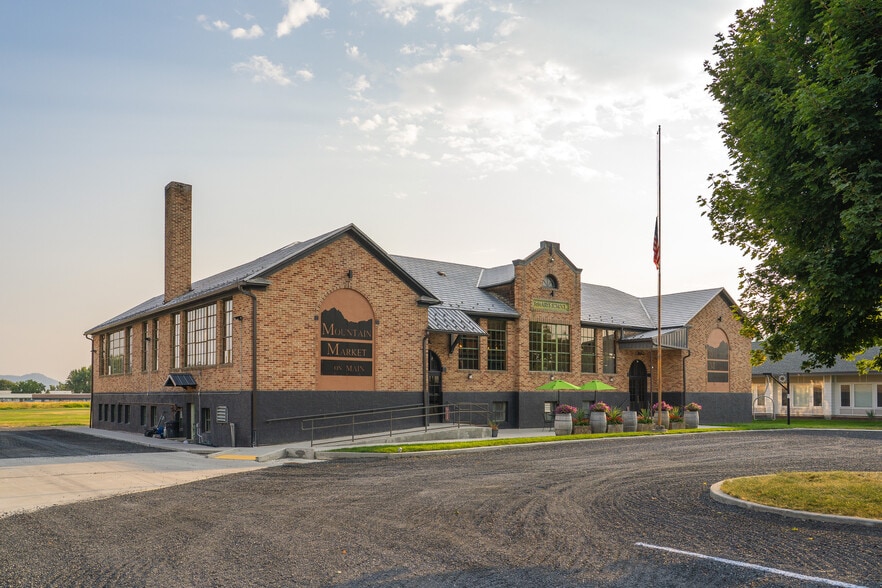 More Photos Of 508 E Main Ave, Chewelah Office For Sale