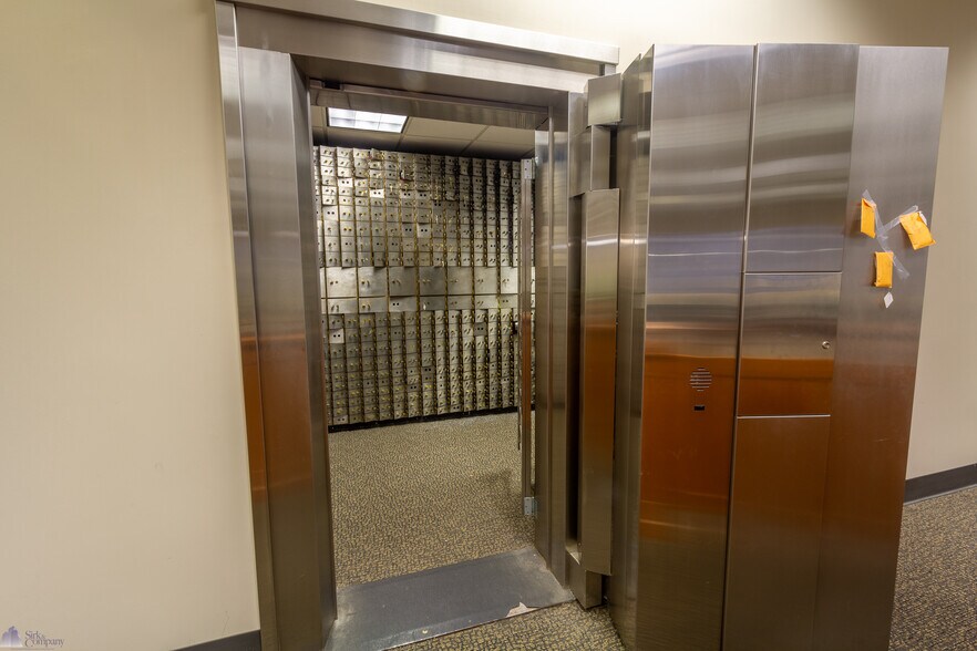 More Photos Of 100 S 4th St, Paducah Office For Lease