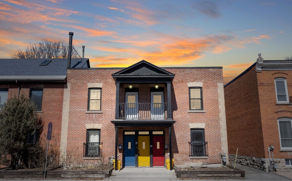 Primary Photo Of 335-337 St. Patrick St, Ottawa Apartments For Sale