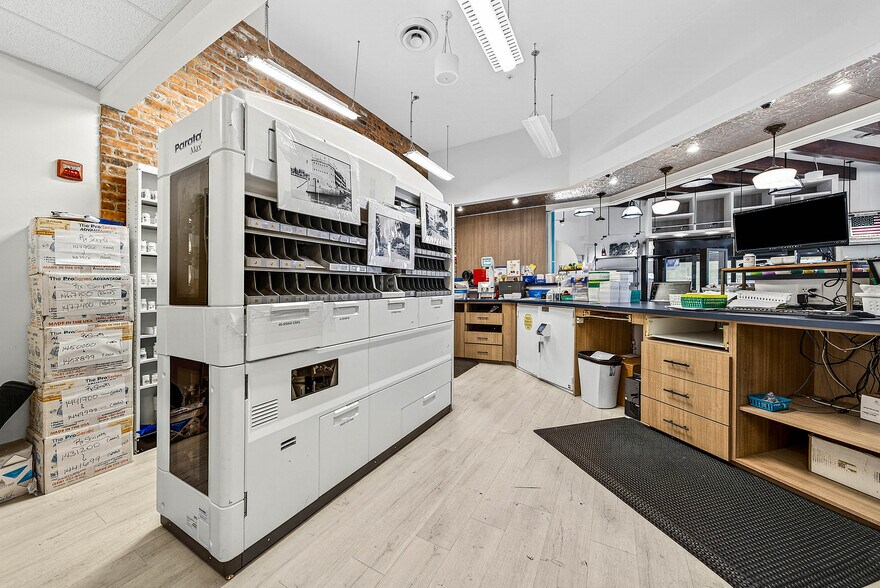 More Photos Of 124 NE 5th Ave, Delray Beach Drugstore For Sale