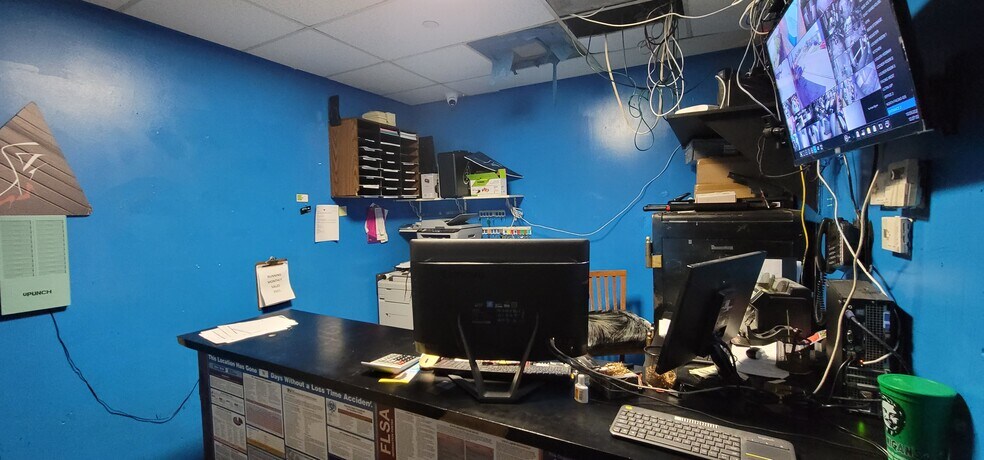 More Photos Of 7565 W 20th Ave, Hialeah Service For Sale