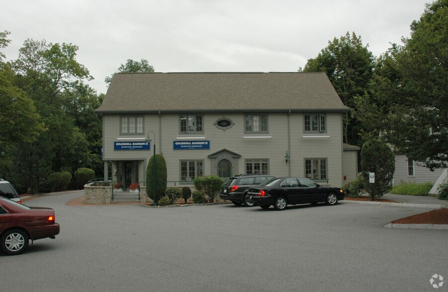 Primary Photo Of 4 S Main St, Ipswich Storefront Retail Office For Lease