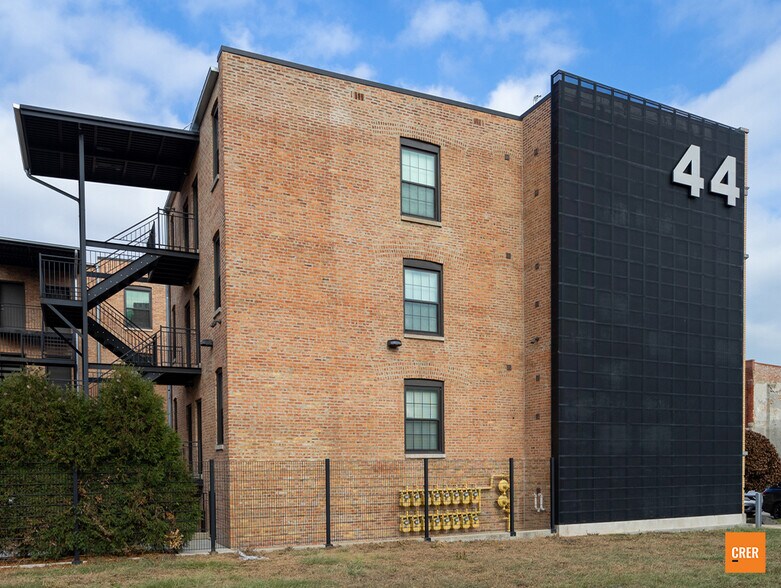 More Photos Of 4400 S Calumet Ave, Chicago Apartments For Sale