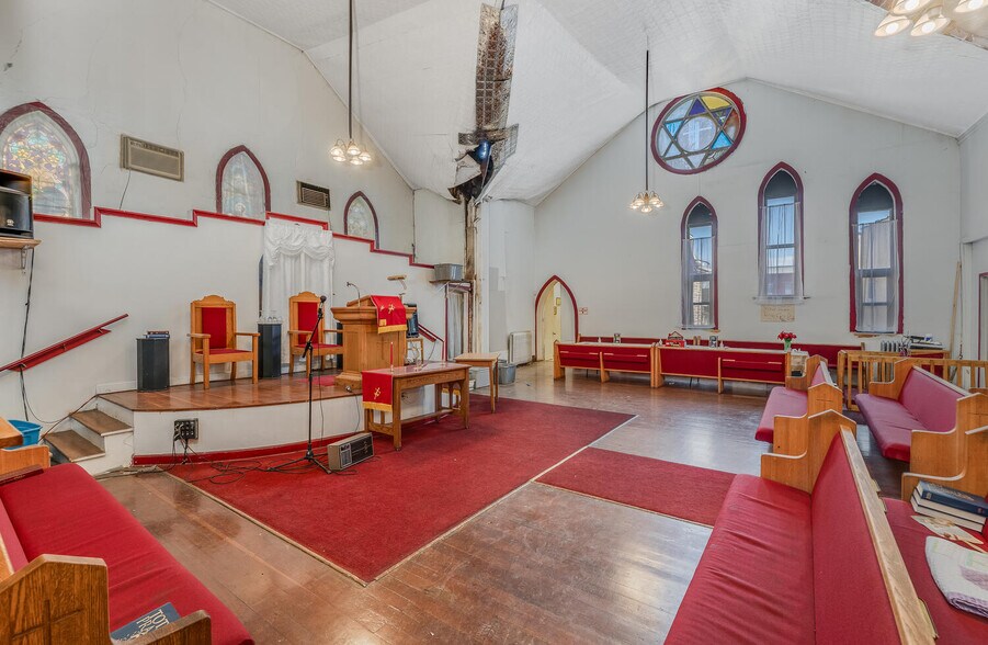 More Photos Of 220-222 Littleton Ave, Newark Religious Facility For Sale
