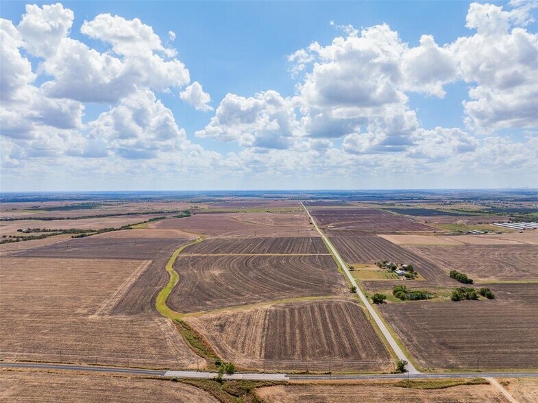 More Photos Of 000 Wells Lane, Manor Land For Sale