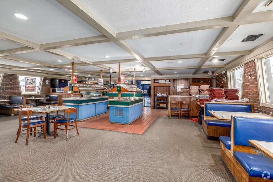 More Photos Of 386 Grant Avenue Rd, Auburn Restaurant For Sale