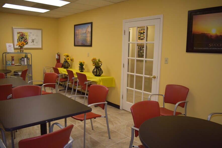 More Photos Of 1215 Hightower Trl, Atlanta Office For Lease