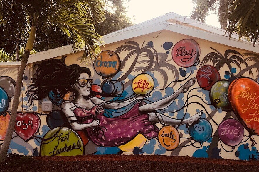 More Photos Of 103 NE 4th St, Fort Lauderdale Office For Sale