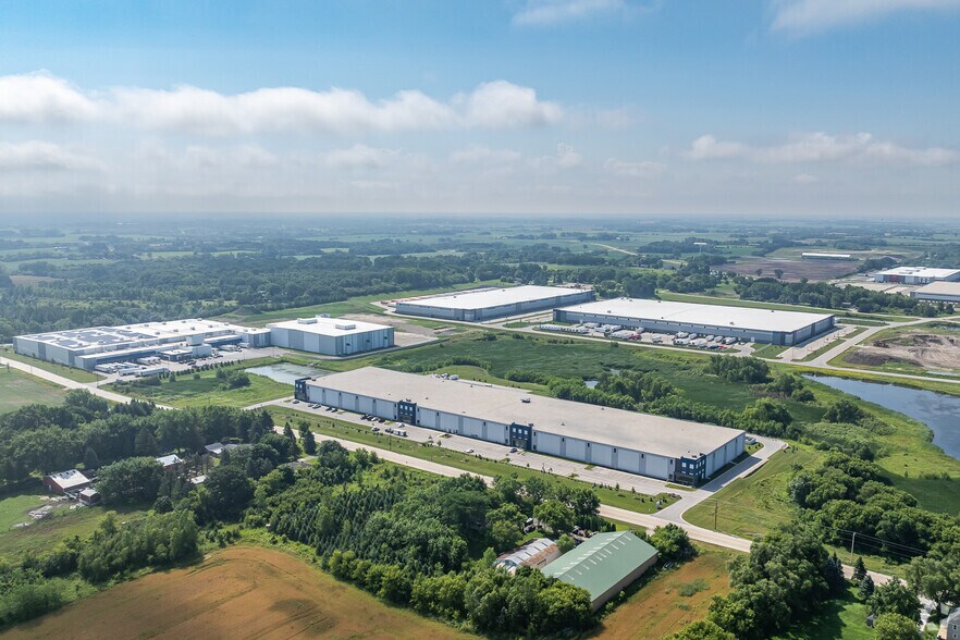 More Photos Of 13301 4 Mile Rd, Caledonia Warehouse For Lease