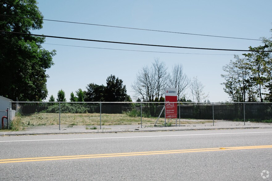 More Photos Of 6632 Glover Rd, Langley Land For Lease