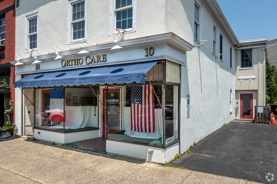 More Photos Of 10 Prospect St, Westfield Storefront Retail Office For Lease