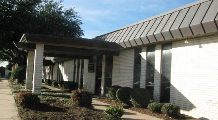 More Photos Of 1615 Precinct Line Rd, Hurst Office For Lease