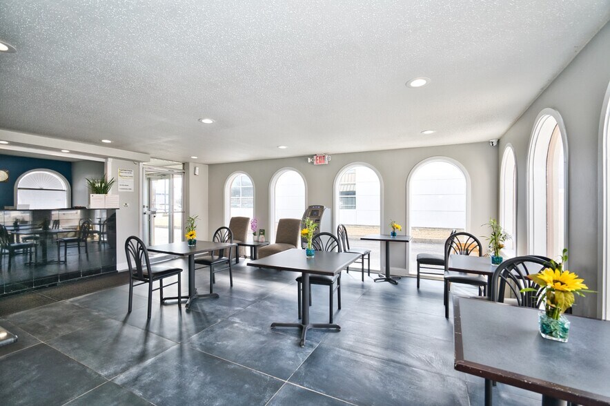 More Photos Of 9110 Waukegan Rd, Morton Grove Hotel For Sale