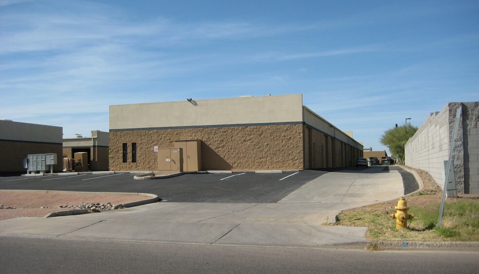 More Photos Of 1201 N 54th Ave, Phoenix Warehouse For Lease