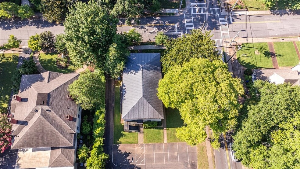 More Photos Of 500 N Milledge Ave, Athens Office For Lease