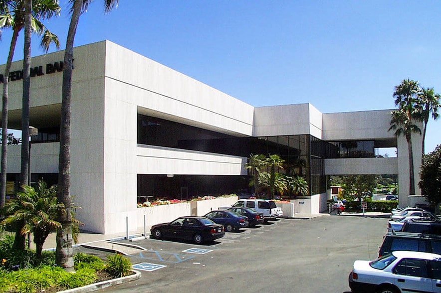 More Photos Of 1100 Newport Center Dr, Newport Beach Office For Lease
