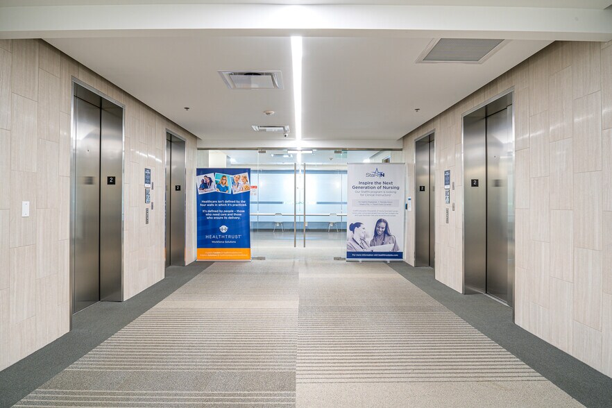More Photos Of 1000 Sawgrass Corporate Pkwy, Sunrise Office For Lease