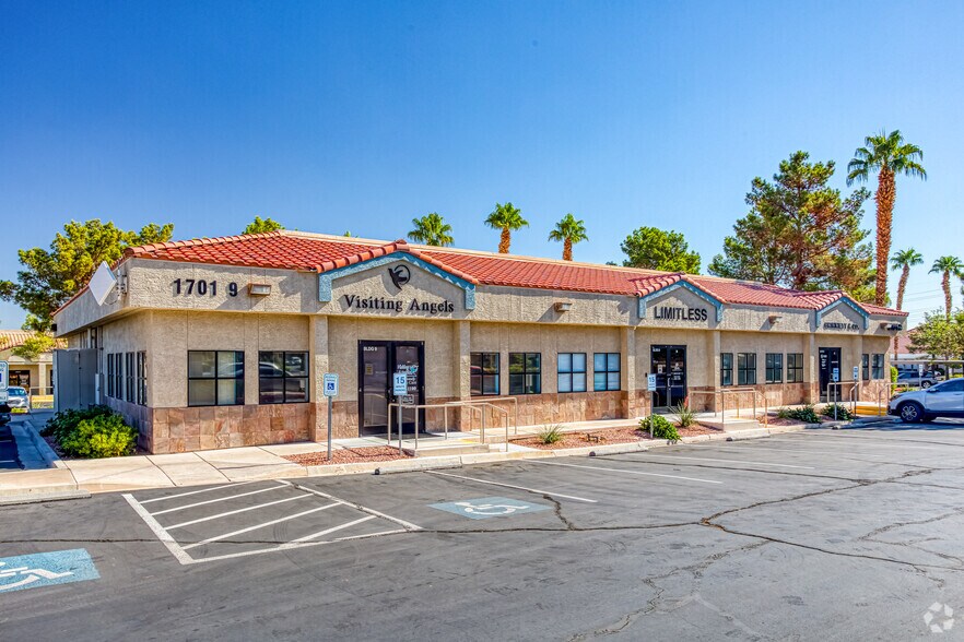 More Photos Of 1701 N Green Valley Pky, Henderson Unknown For Lease