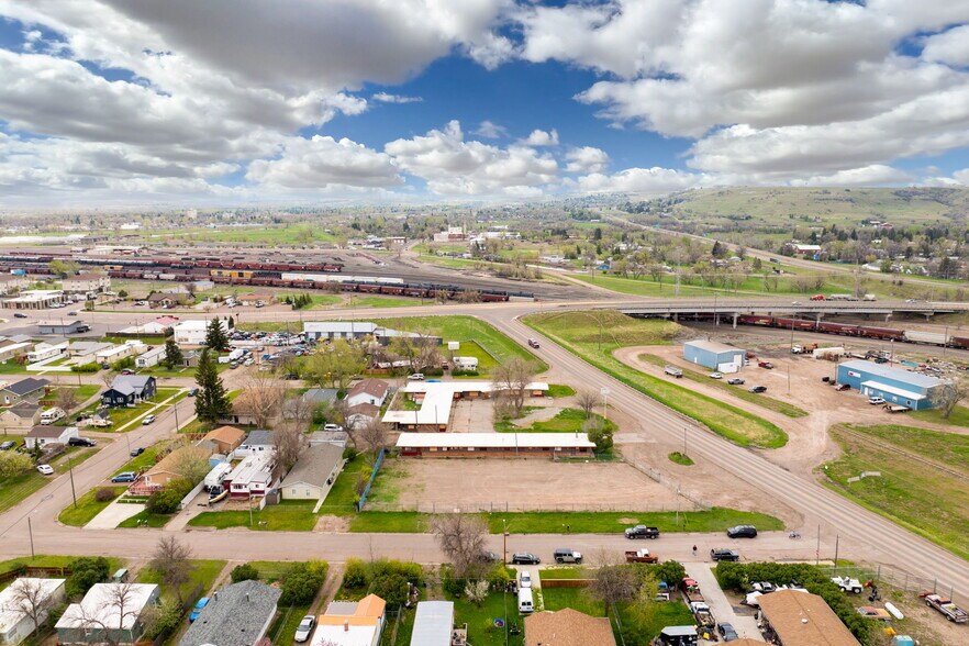 More Photos Of 1521 1st Ave NW, Great Falls Hotel For Sale