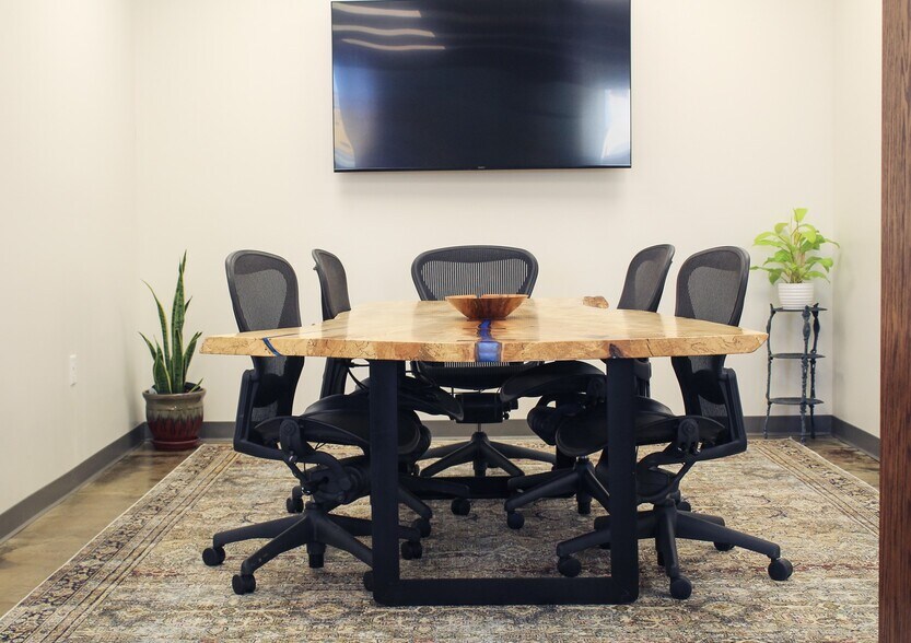 More Photos Of 31 N Federal St, Harrisonburg Coworking Space